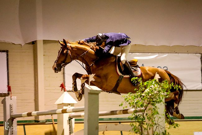 Marcello Ciavaglia fatura o Clássico e Guilherme Foroni, a Copa Ouro, no Winter Tour Indoor em Curitiba.