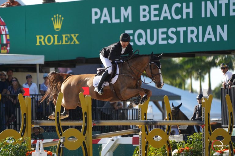 Kent Farrington lidera a rodada do Equinimity WEF Challenge Cup. Rodrigo Pessoa em 4º.