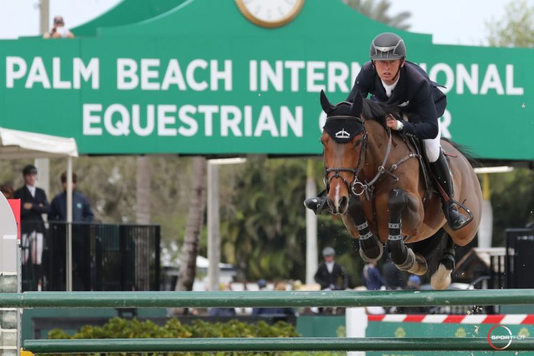 Bertram Allen, da Irlanda voa para a vitória no Bainbridge do CSI5*.