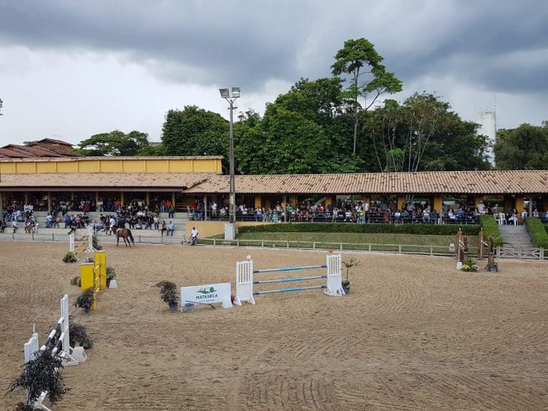 Sérgio Marins vence a principal prova do CSN* XXVII Copa Cepel de Hipismo.