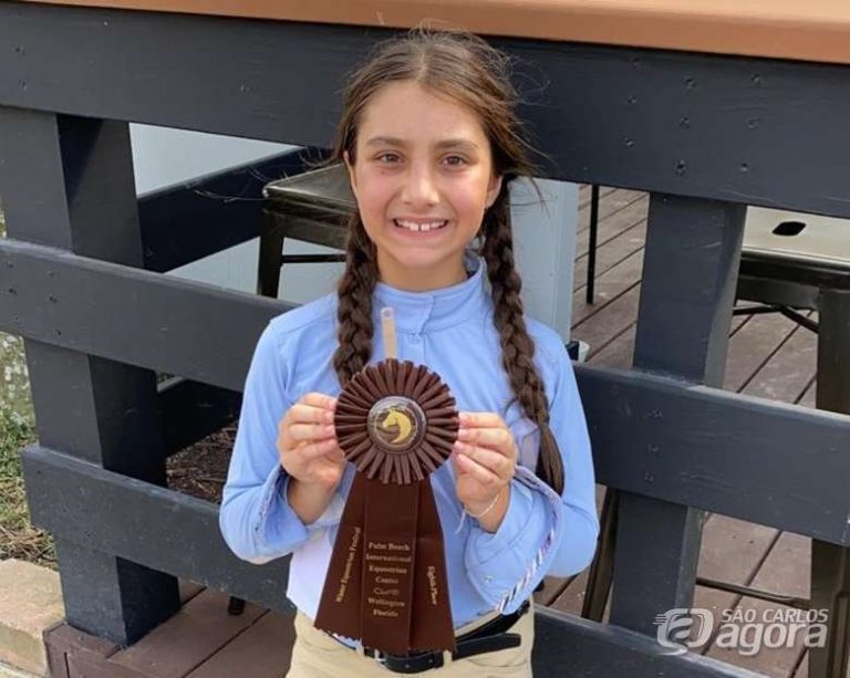 Jovens no início da carreira equestre estiveram em Palm Beach.