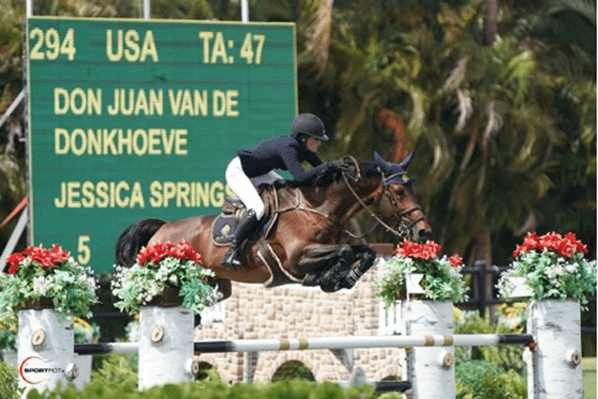 Jessica Springsteen recebe título de melhor amazona em Wellington