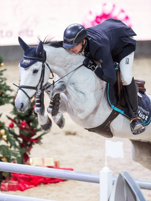 SL Brazonado vence duas vezes no CSI2* HAGEN