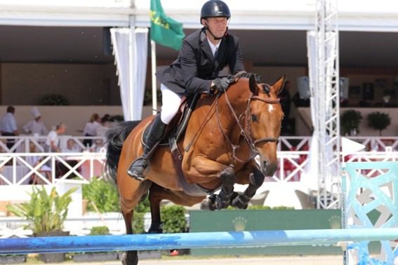 Koen Vereecke fecha um fim de semana maravilhoso com uma vitória no Grande Prêmio
