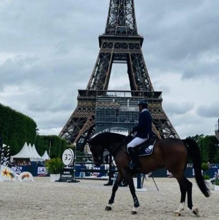 Andre Américo de Miranda é 3 lugar no Prix BFM Business com Spottify em Paris