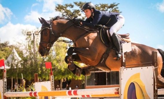 Roberta Barcha e Chevaux Condoctro TW são campeões do Brasiliense Amazonas Top