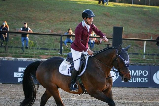 Enjoy Da Cabana, BH filho de Cardento, é o campeão do Grande Prêmio Aliança Pelo Hipismo