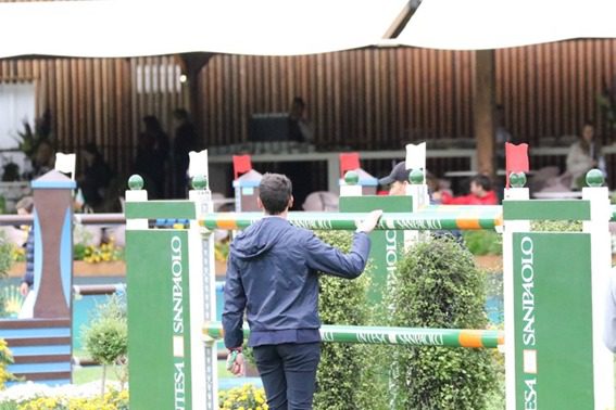 Os desenhadores de percurso dizem: ‘nosso trabalho gira em torno do bem-estar do cavalo.’