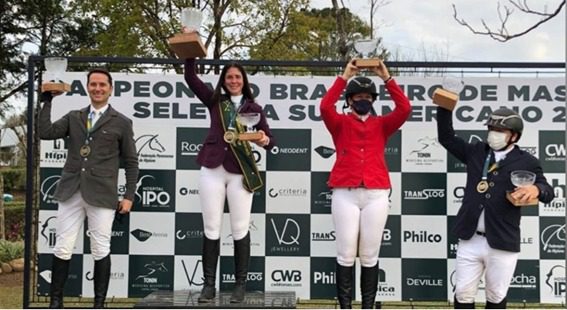 Flavia Junqueira, Michel Assumção, Marta Johannpeter e Cinara Silveira triunfam no Brasileiro de Masters; SP faturou três títulos por equipes e Rio Grande do Sul, um