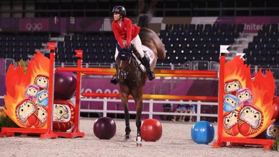 EUA ganham prata no hipismo com neto de Baloubet e filha de astro do rock