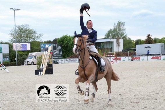 Thierry Goffinet domina o pódio 4 * em Sentower Park