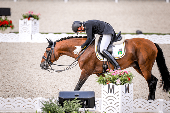 Mais um recorde de João Victor Marcari Oliva no Adestramento em Aachen, Alemanha