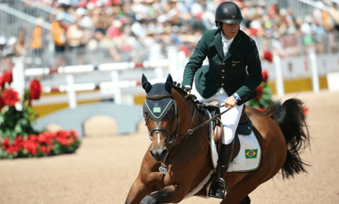 Felipe Amaral fica em segundo em torneio cinco estrelas na França