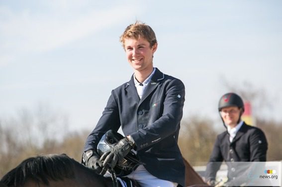 Gilles Thomas está entre os dez primeiros no ranking FEI de salto U25