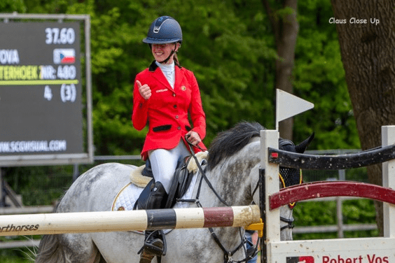 Peelbergen: Aurelia Guisson vence o CSIO Juniors Grand Prix