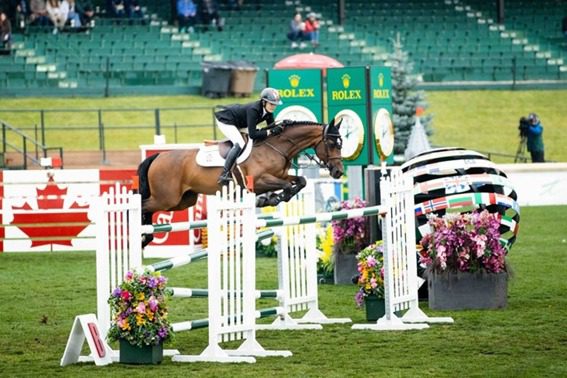 Conter continua a brilhar em Spruce Meadows. Foster vence