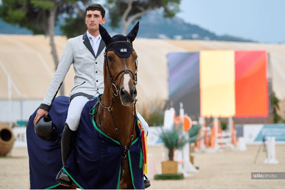 Oliva: Bélgica comemora com Philippaerts em primeiro, Cox em segundo e van Paesschen em terceiro na classe 1.45m LR