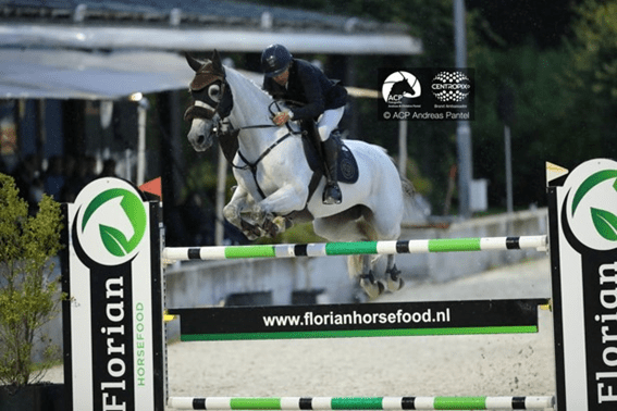 Classificação do pódio para Vermeir e Wathelet no CSI5 * ranking Hubside