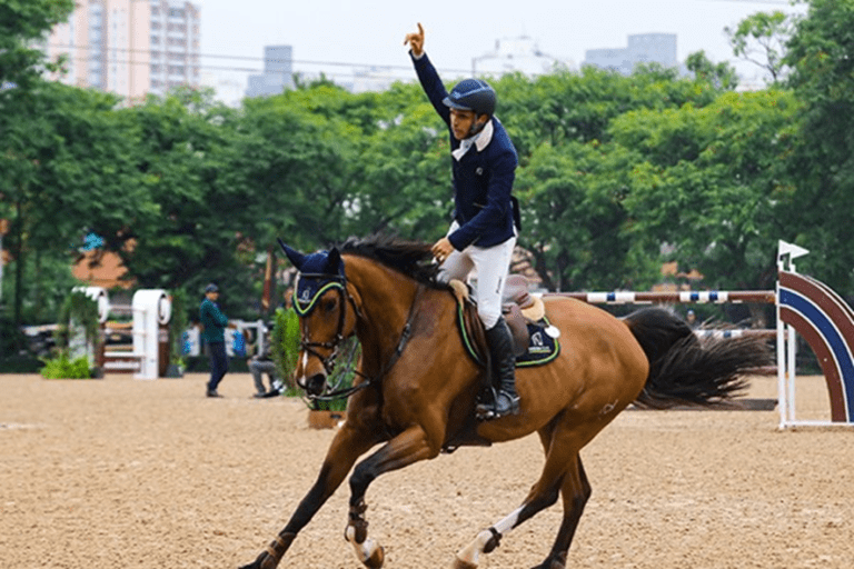 Luciana Lóssio e Stephan Barcha já estão convocados a defender o Brasil no WEF; resta apenas uma vaga