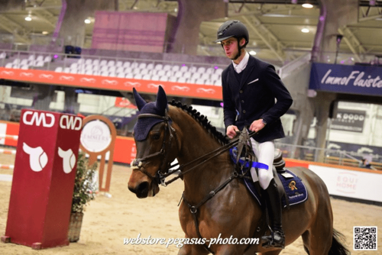 Vilamoura: Roy van Beek ganha prémios na classe CSIO3 * 1,40m