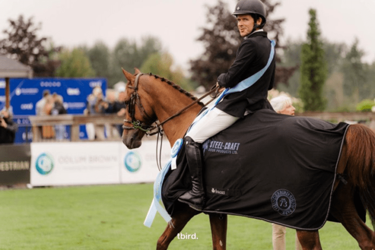 Conor Swail imbatível no Welcome Jumper Speed Classic de US$ 40.000 no Las Vegas National Horse Show