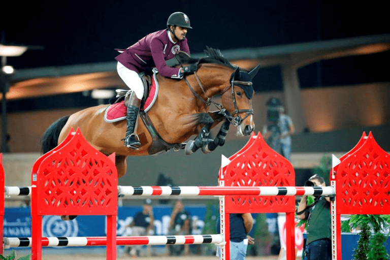 Três showjumpers, suspensos por dois anos pela FEI