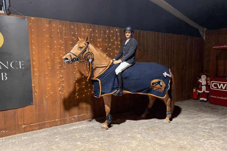 Sander Logghe vence na final do Cavalor Cup Jumping