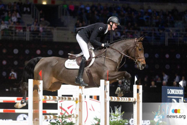 Kinky Boy van het Gildenhof de Frank Schuttert continua sob Mclain Ward
