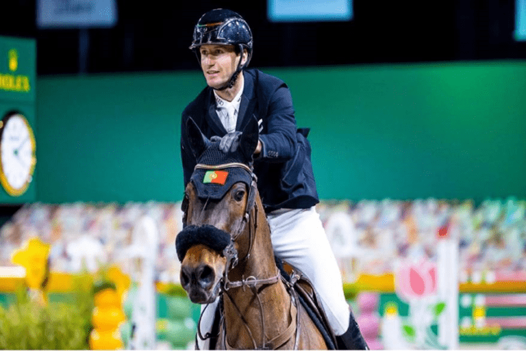Rodrigo Giesteira Almeida se despede de seu cavalo top GB Celina
