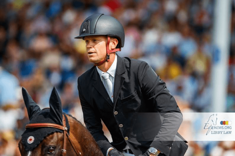 Virginie Thonon e Jérôme Guery no pódio da classe Ouro 1,40m em Oliva