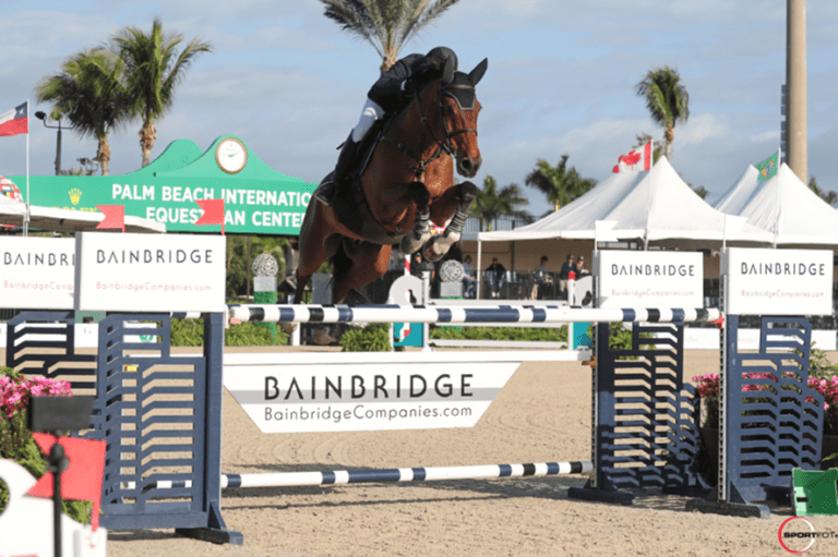 Jimmy Torano e Chewbacca HCC conquistam a primeira vitória da competição FEI durante o WEF 2022