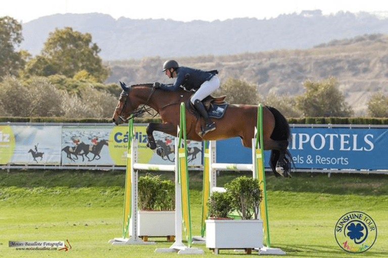 Gregory Wathelet leva Sandero à prata no CSI4* Medium Tour em Vejer de la Frontera