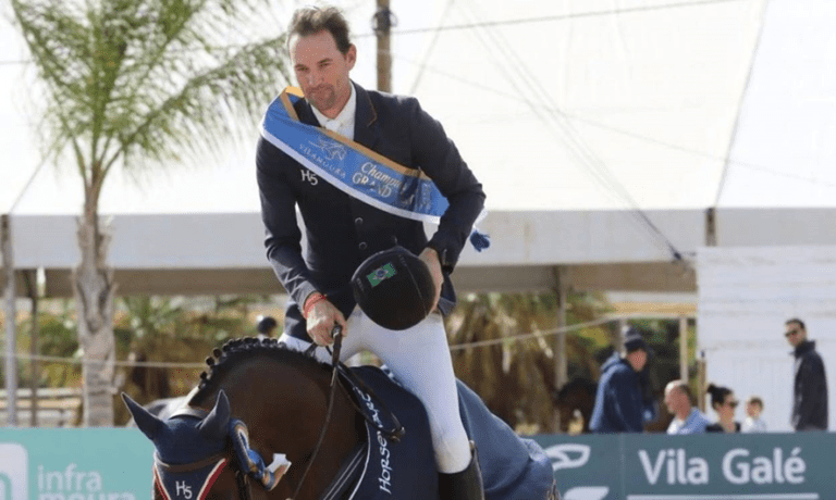 Eduardo Menezes conquista 3º lugar em prova 3 estrelas nos EUA
