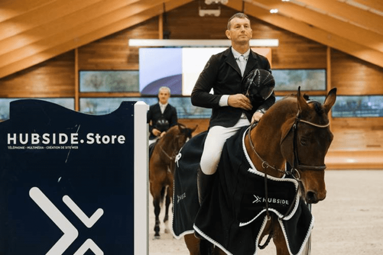 Koen Vereecke no pódio na qualificação do GP 2*1,45m de Kronenberg