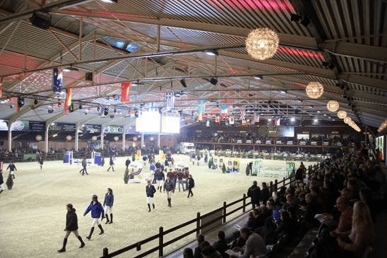 Roy Hanlon brilha no Gold Grand Prix Azelhof