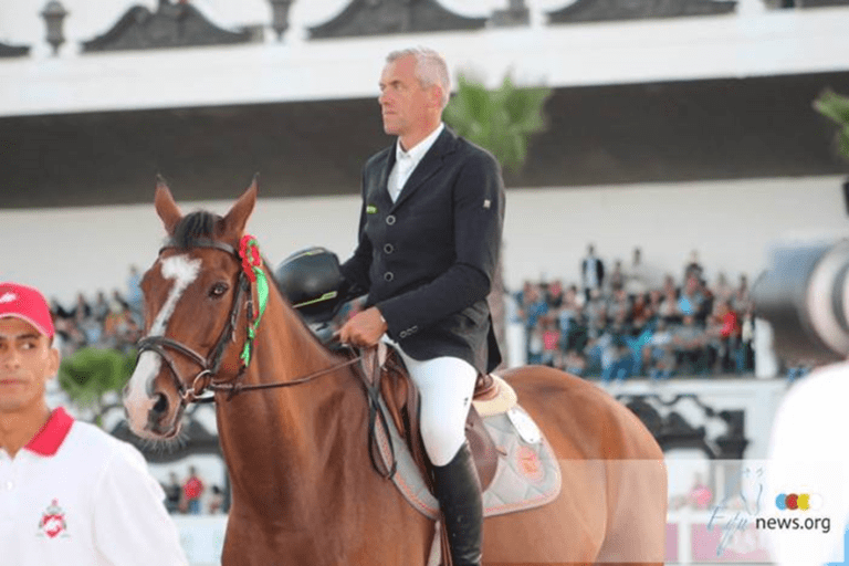 Celine Schoonbroodt e Dominique Hendrickx marcam na final do cavalo novo