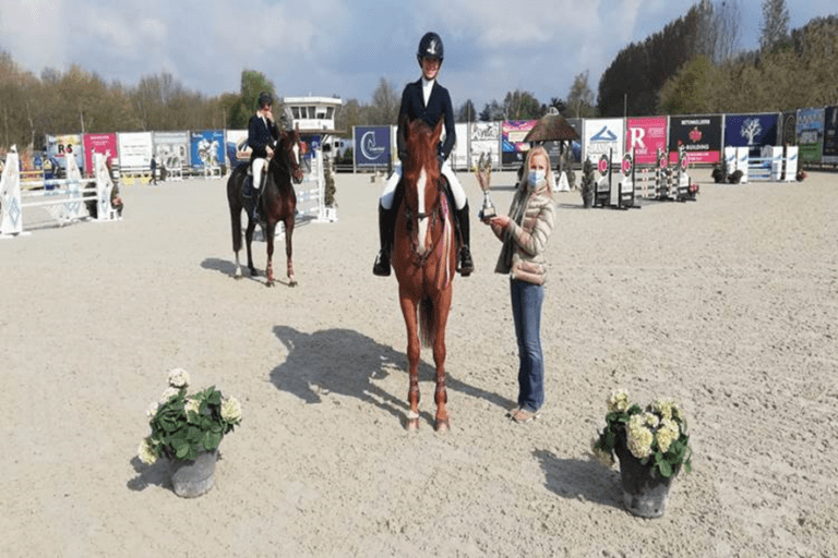 Nikita van der Meerschen quarto em CSI1* 1.35 Grand Prix de Vidauban