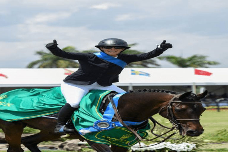 Zoe Conter em sexto lugar no Rolex WEF Grand Prix muito difícil
