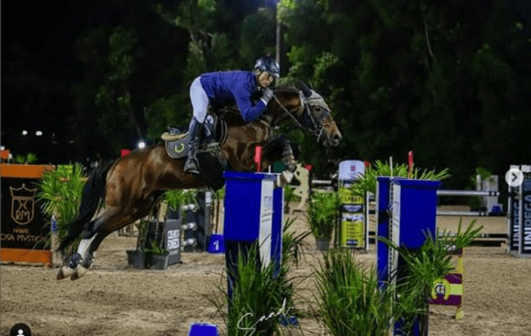 Jérôme Guery tem que passar Roger Yves Bost em 5* 1,55m LR GP qualificatório de St. Tropez