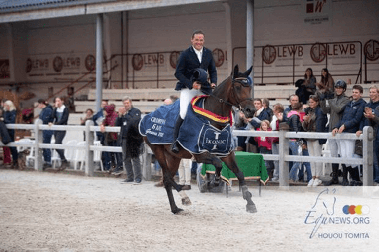 Wim Vinckx tem uma excelente largada na classe de abertura 4*1,40m de Gross Viegeln