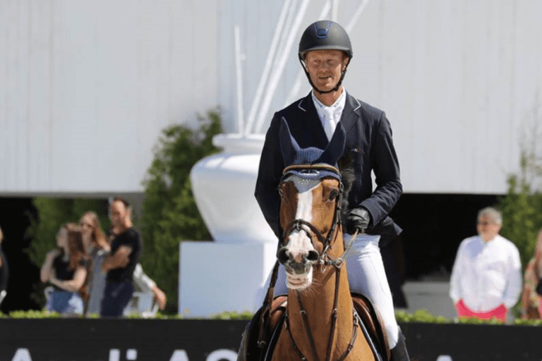 Niels Bruynseels e Pieter Devos saltam para o segundo lugar para os Leões de Praga na primeira competição da Liga dos Campeões Global de St. Tropez