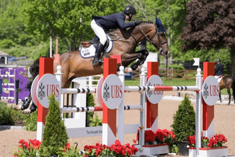 McLain Ward marca vitória principal em Nova York