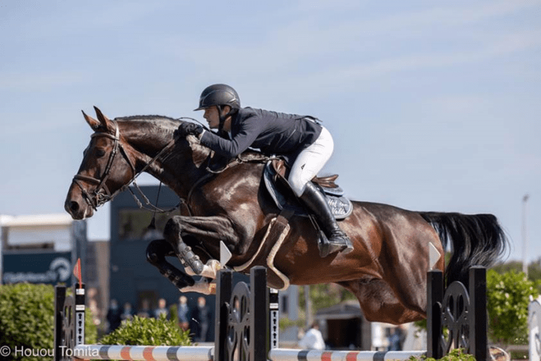 Dieter Vermeiren só tem que passar Henrik Von Eckermann na classe 4*1m40 de Opglabbeek
