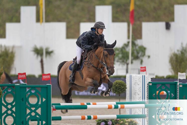 Jens Nijs em primeiro lugar e Dimme D’Haese em segundo lugar em 2* 1,40m de Deurne