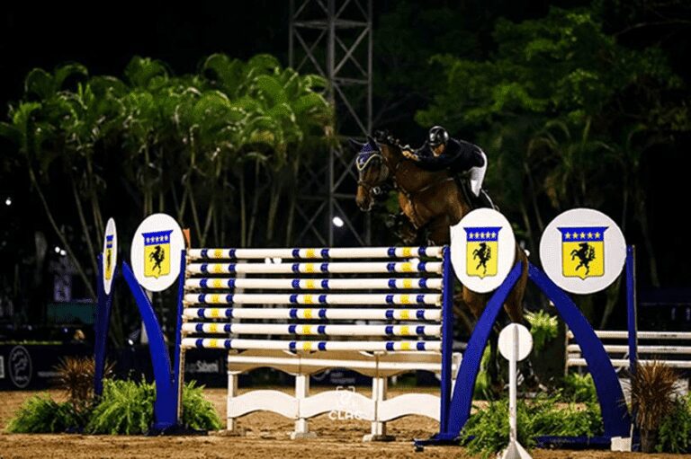 Prova show 6 barras agitou a Hípica Brasileira com empate de trio em 1º lugar e homenagem a Felipinho Azevedo, recordista brasileiro de salto em altura