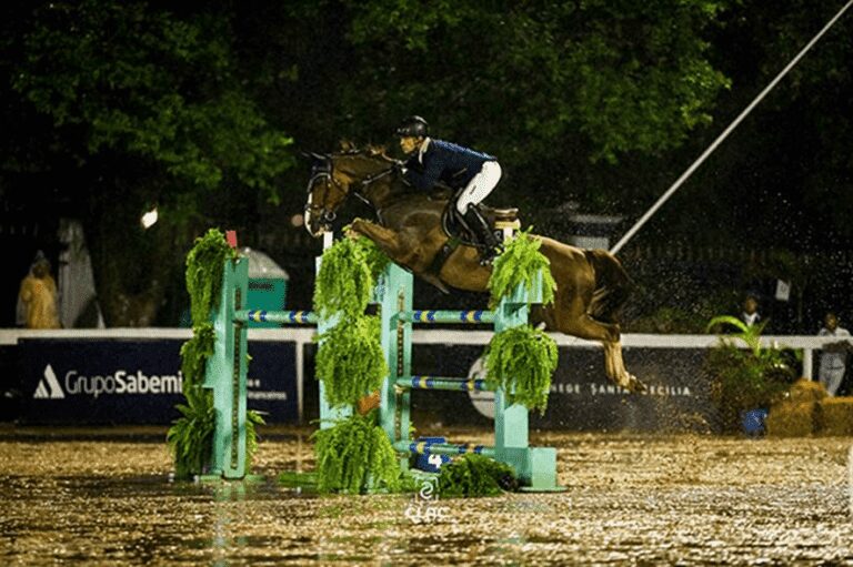 Stephan Barcha e Chevaux Hex Lup mantêm sequência de vitórias e faturam Clássico no Rio de Janeiro