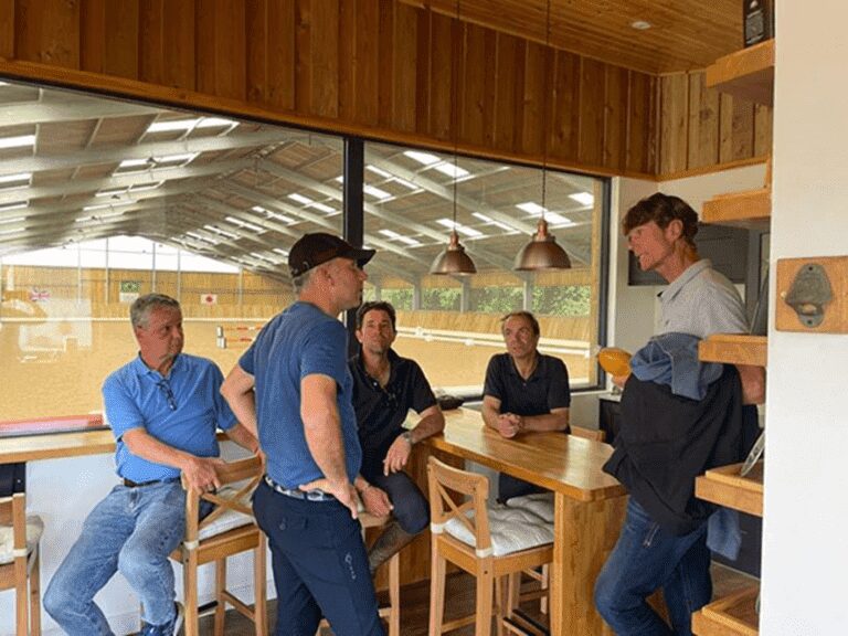 William Fox-Pitt ministra primeira clínica para o Time Brasil de Concurso Completo na Inglaterra