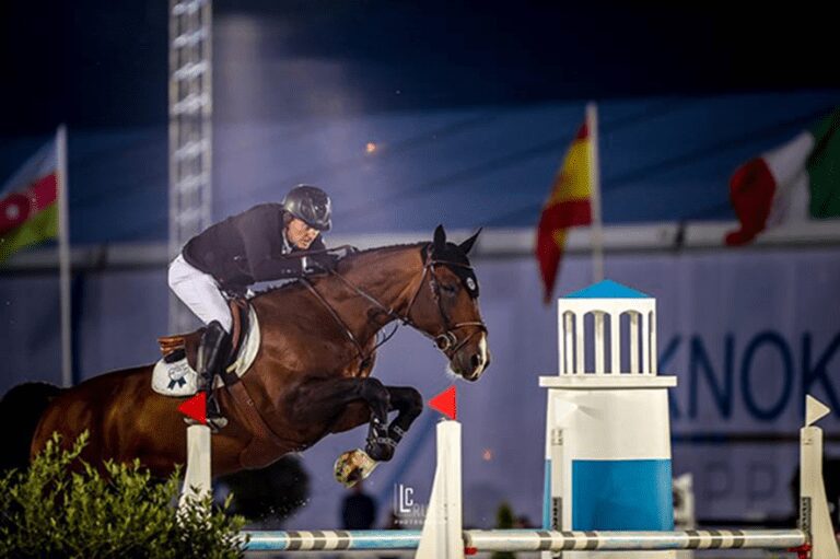 Bernardo Alves com Mosito van het Hellehof, conjunto em franca ascensão, fatura GP, a 1.55m, na Bélgica
