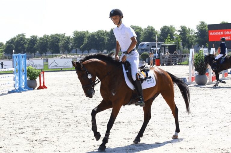Aaron Tijskens mantém alta honra belga no Grand Prix Sentower Park