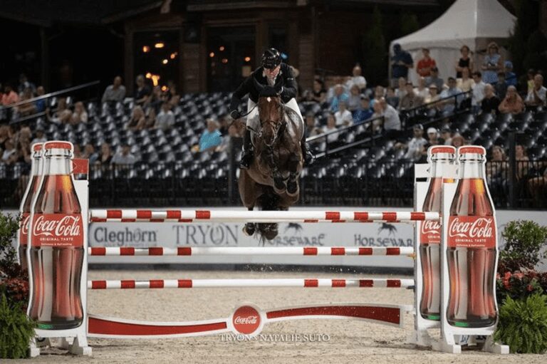 Sharn Wordley e Valentine Car desfrutam de doce vitória em $139.000 Coca-Cola® Grand Prix CSI 3*